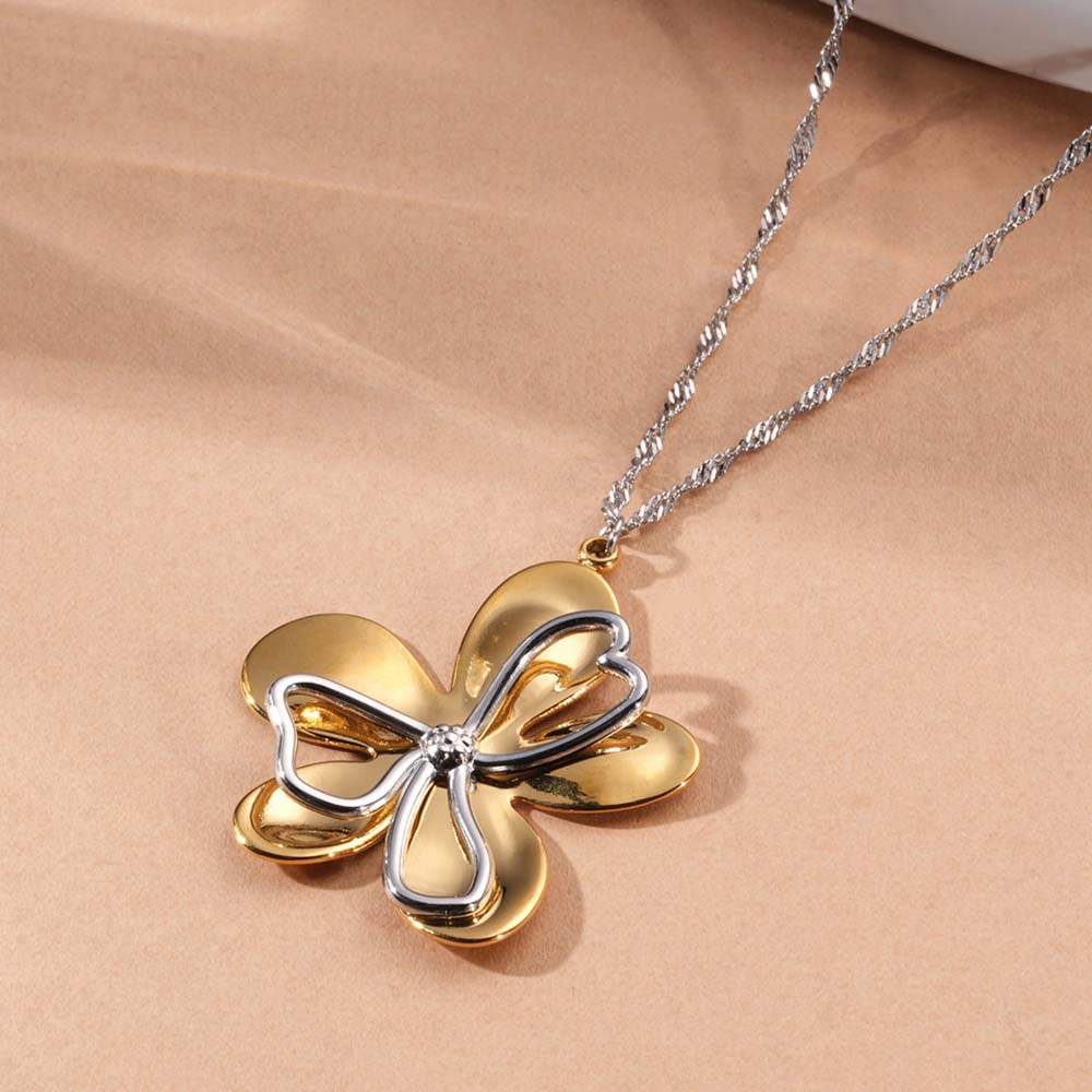 Petal Drama Pendant Necklace